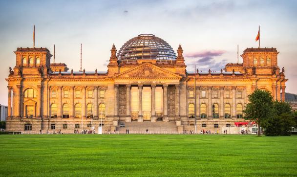 Reichstag, Sitz des deutschen Parlaments, in Berlin
