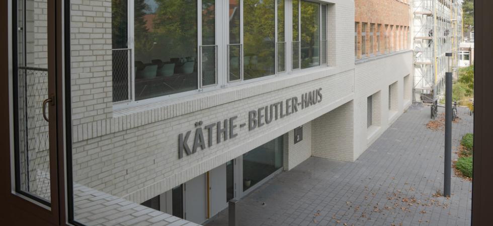 Dom Käthe-Beutler w Charité Campus Berlin Buch